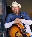 Toby Keith Brings "Old School" Straight Onto The Charts New Single No ...