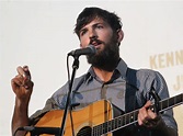 Scott Avett performs new song at 'A Chef's Life' season premiere ...