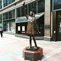 Photos for MTM Mary Tyler Moore Statue - Yelp
