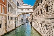 Pont des Soupirs à Venise : le site immanquable de la ville