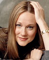 Laura Linney Birthday, Real Name, Family, Age, Weight, Height, Dress ...