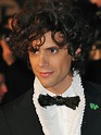 Mika (singer) biography, birth date, birth place and pictures