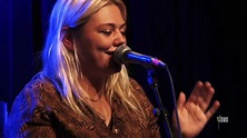 Elle King - "Playing For Keeps" (Live on eTown) - YouTube