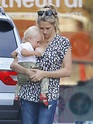 Teresa Palmer - breastfeeding her kid - Icelev.com, true paradise on ...