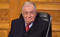 Ion Iliescu a renunțat și la ultima funcție publică. Și-a dat DEMISIA ...
