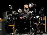 Gary McCracken demonstrates his electric drum kit. - YouTube