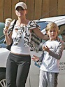 Shania Twain and her son Eja(12) | Shania twain, Shania twain pictures ...