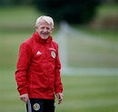 Gordon Strachan couldn't handle his booze - and would be 'all over the ...