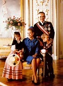 For ihideinmymusic: The Grimaldi family portrait... - gracefilm