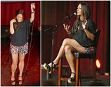 Sara Evans` height, weight. She walks with her dog to stay young