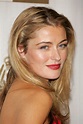 Poze Louise Lombard - Actor - Poza 5 din 15 - CineMagia.ro