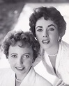 Sara Sothern with her daughter Elizabeth Taylor, 1950s. : r/OldSchoolCool