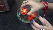 Boil/Blanch Tomatoes in Microwave/Tomato Purée In Microwave/ - YouTube