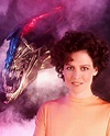 Sigourney Weaver on Twitter | Sigourney weaver, Sigourney, Alien ...