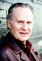 Romulus Linney, Playwright, Dies at 80 - The New York Times