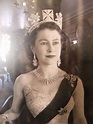 The British Crown Jewels and Queen Elizabeth II | Love of Sapphires