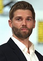 Mike Vogel - Wikipedia