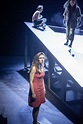 » BERLIN/ Berliner Ensemble: DIE ANTIGONE DES SOPHOKLES von Bertolt ...