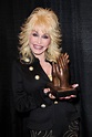 File:Dolly Parton accepting Liseberg Applause Award 2010 portrait.jpg