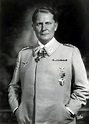 Ritterkreuzträger: Hermann Göring in Röhr Verlag Photos