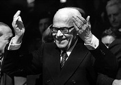 Il porto di Alicudi intitolato a Sandro Pertini - MessinaOra.it