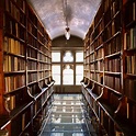 Stunning Photos of Europe’s Most Beautiful Libraries | Polen ...