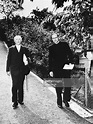 Adenauer, Konrad *05.01.1876-+Politiker, CDU, BRD- mit seinem Sohn ...