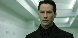 Keanu Reeves Shows Off New Look For Neo In The Matrix Resurrections ...