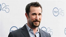 Noah Wyle Net Worth 2022, Age, Wife, Children, Height, Family, Parents ...