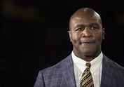 Hall of Famer Evander Holyfield: “My mom wouldn’t let me quit.” | The ...