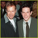 Donnie and Mark Wahlberg | Donnie and mark wahlberg, Wahlberg brothers ...