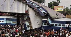 India Train Crash Kills at Least 61 - CBS News