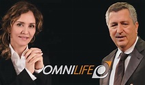 Angélica Fuentes y Jorge Vergara, protagonizan la "telenovela" en Omnilife
