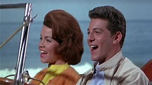 Annette Funicello and Frankie Avalon - Beach Party (1963) - HD - YouTube