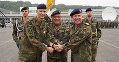 Betriebszentrum IT-Systeme der Bundeswehr: Neuer Kommandeur in der ...