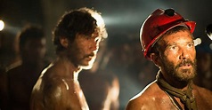 Review: ‘The 33’ Recalls a Chilean Mine Disaster and the Men Who ...