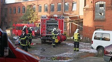 Feuerwehreinsatz: Forster Lagerhalle steht in Flammen | Lausitzer Rundschau