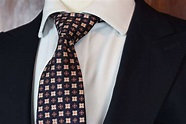 Luxury Silk Italian Tie - Black Silk Medallion - Hunter Treacy Tailors ...