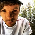 Louis Tomlinson shares Instagram picture of his baby son Freddie fast ...