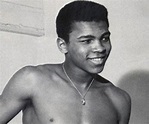 Muhammad Ali Biography - Facts, Childhood, Family Life & Achievements