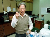 Stanley Cohen, Nobelist, Dies at 97; Made Breakthrough on Cell Growth ...