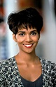 Halle Berry (Boomerang) Retro but cute! | Haircuts I Want! | Pinterest