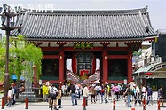 東京淺草寺雷門！淺草寺入口處的門樓雷門，門洞裡懸掛一盞大紅燈籠！已成淺草的象徵！東京絕景！【日本漫遊】