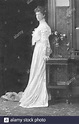 The portrait shows Princess Irene of Prussia (born of Hesse-Darmstadt), in 1908 | Hesse ...