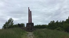 A Visit to Three Sticks Monument, Big Cedar, OK - YouTube