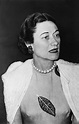 Duchess Of Windsor Wallis Simpson Photograph by Everett