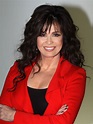 Marie Osmond Recreates Sweet Childhood Photo with Her Doll Collection