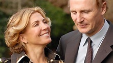 9 Jahre nach Tod: Liam Neeson spricht noch mit seiner Frau | Promiflash.de
