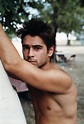 younger Colin Farrell...I'm going to faint! Colin Donnell, K Dick ...