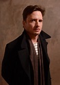 Picture of Aden Young